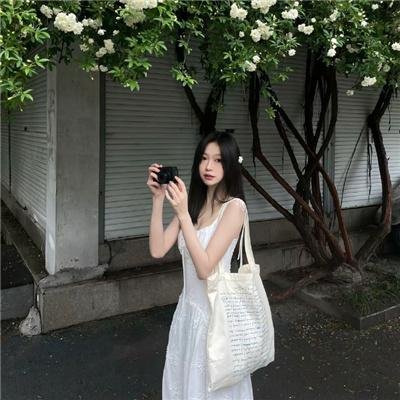 荒草地